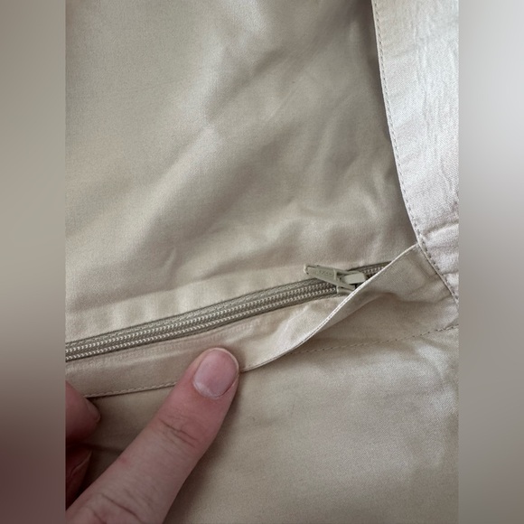 Yves Saint Laurent Ivory Silk Wide Leg Slacks Size 38 VTG (Fits ~26x27.5) - Picture 12 of 14